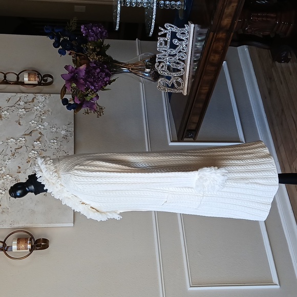 Nine West Ivory Fluffy Neckline And Cuff Knit Cardigan Coat. Size L - Picture 11 of 17